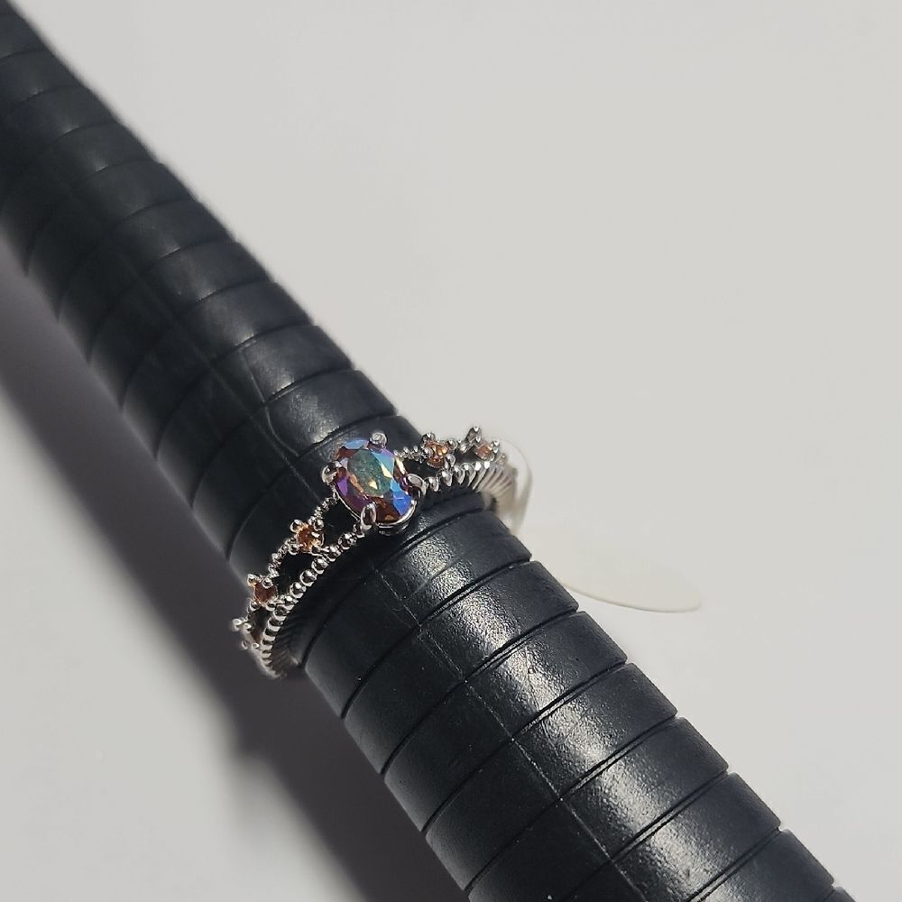 Size 8 Womens Ring Silver Tone